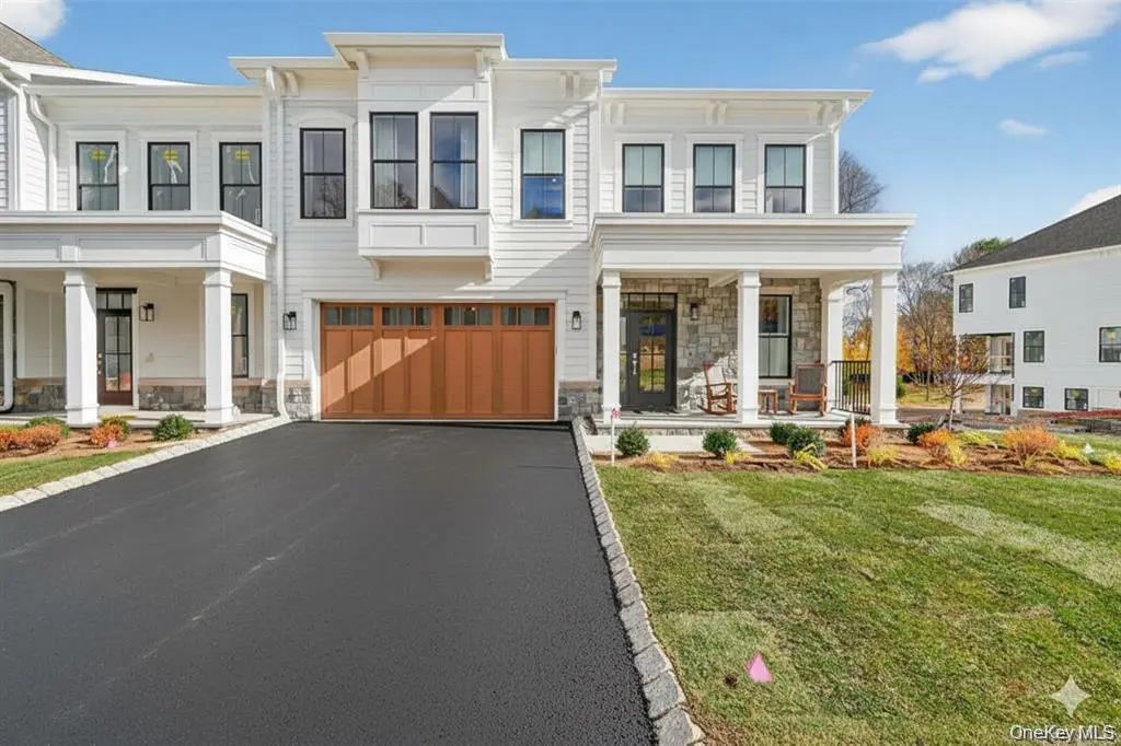 1822 Soundview Court, Yorktown Heights