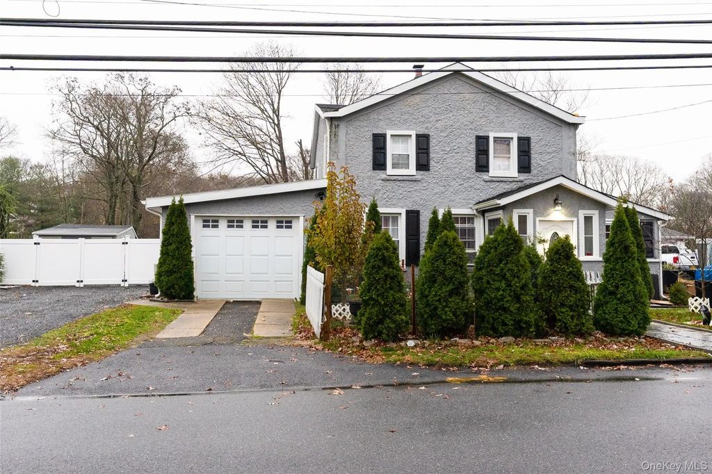163 Orchard Road, East Patchogue