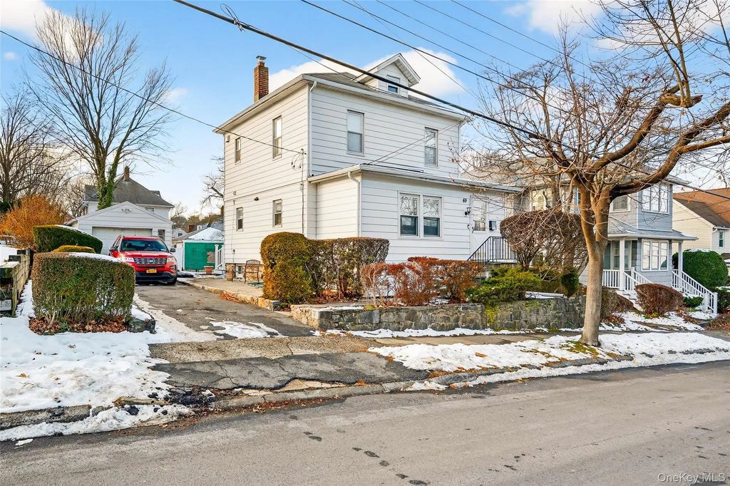 49 Cleveland Street, White Plains