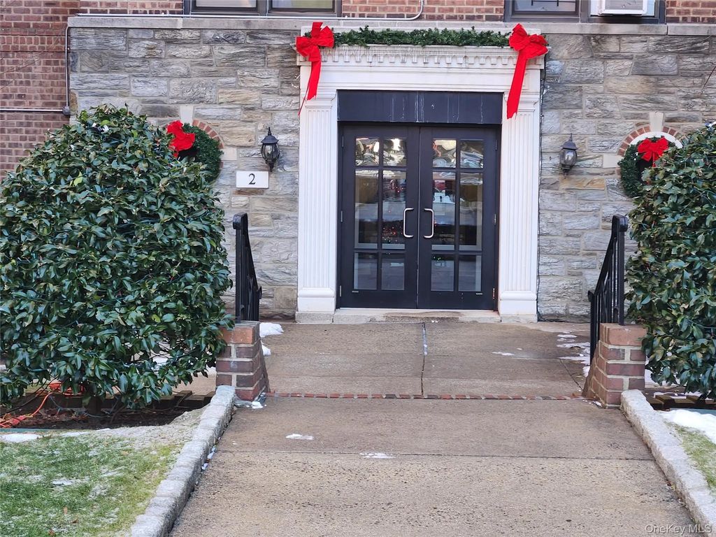 2 Fisher Drive # D101, Mount Vernon