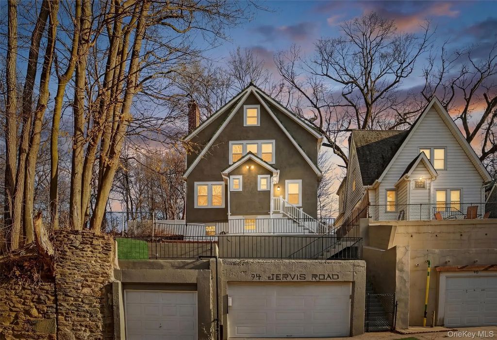 94 Jervis Road, Yonkers