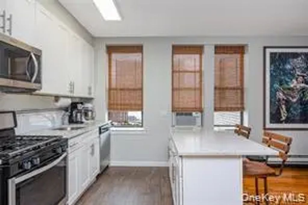 25 W Broadway # 204, Long Beach