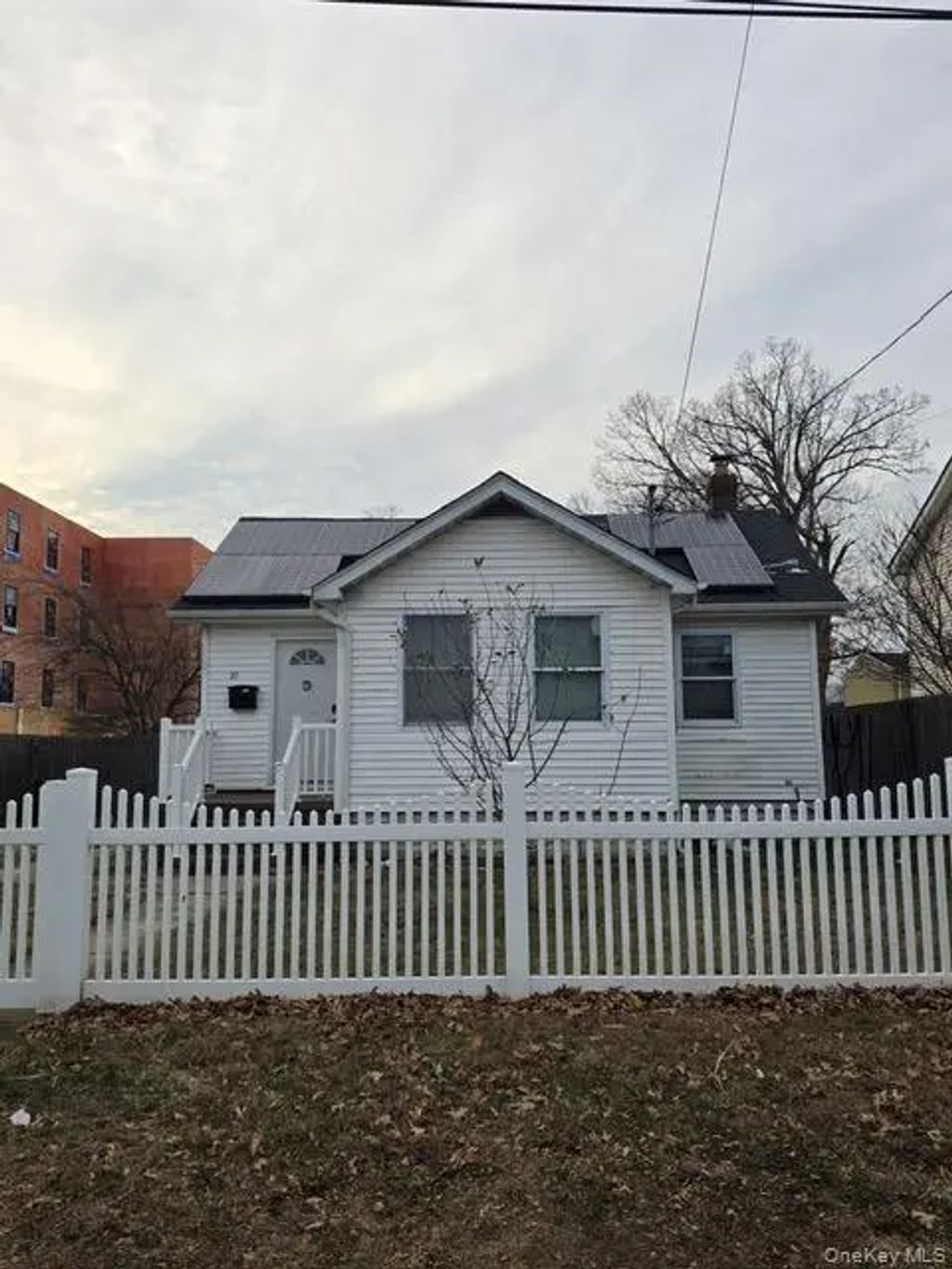 10 N 15th Street, Wyandanch