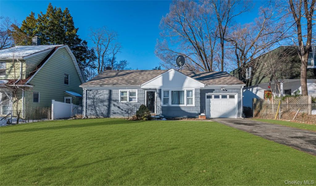 24 Jackson Street, Glen Cove