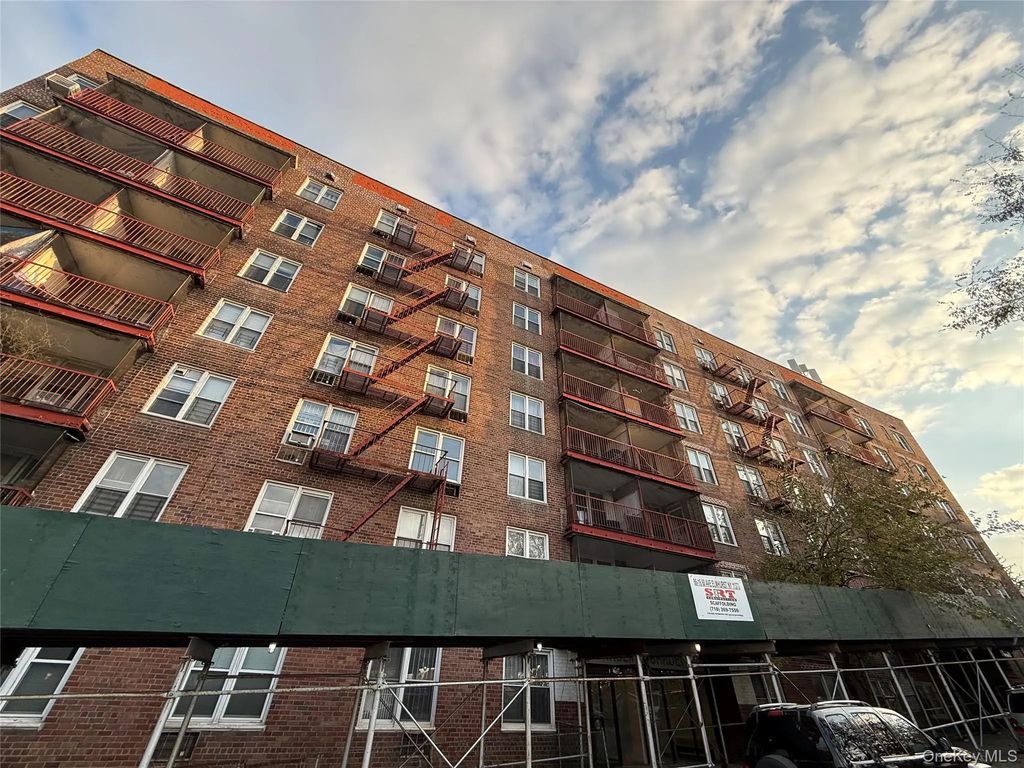 86-16 60th Avenue # 4d, Flushing