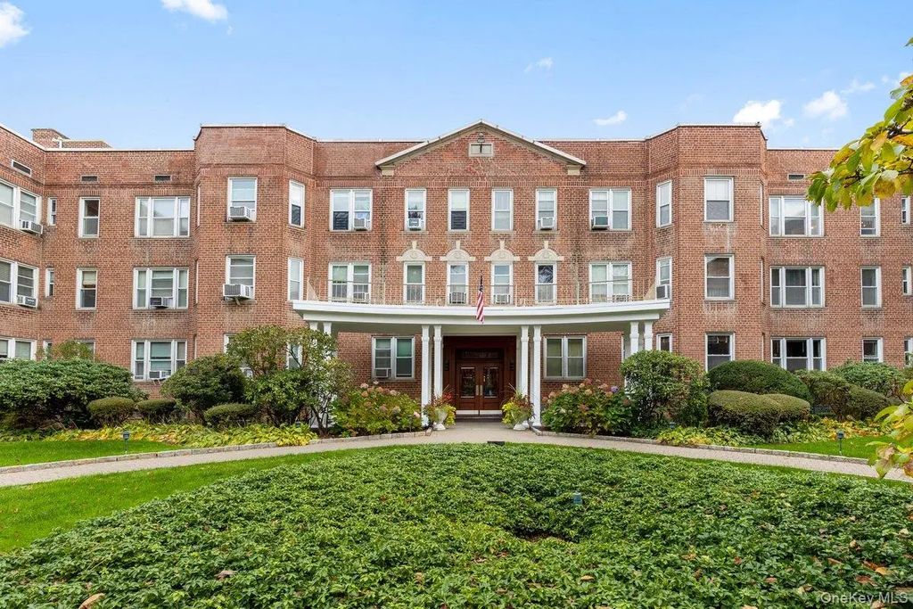 2 Overlook Road # 1b7a, White Plains