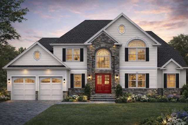 2 Harrier Ridge Drive, Wallkill
