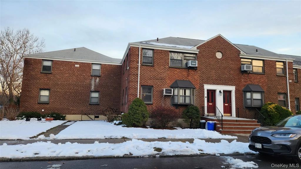 15-27 159 Street 159 Street # 619, Whitestone