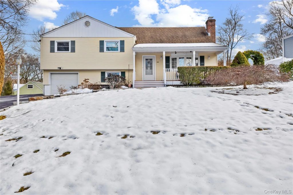 800 Terrace Place, Cortlandt Manor