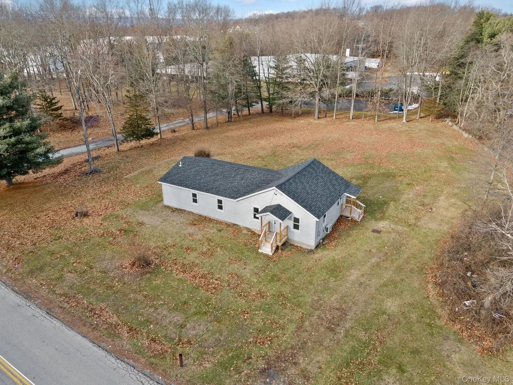 120 Bracken Road, Montgomery