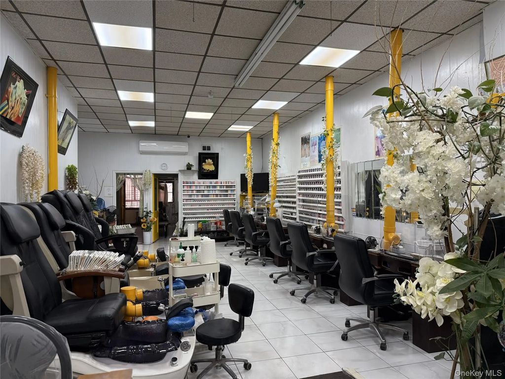 6814 Fresh Pond Road, Ridgewood