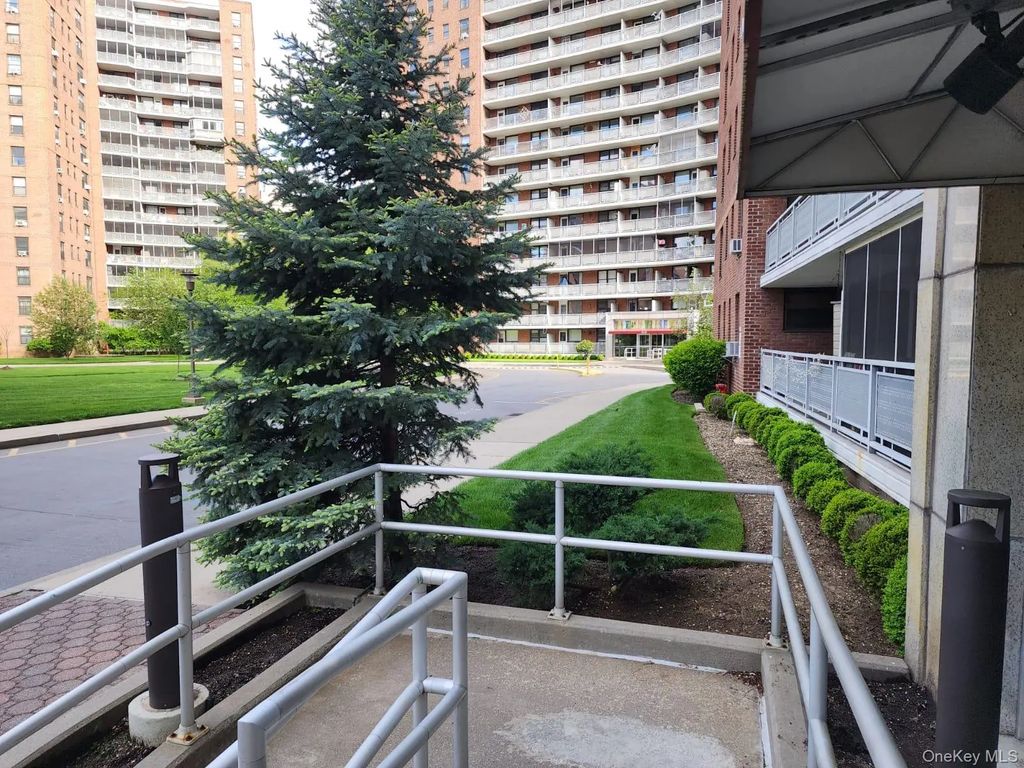 61-35 N 98th Street # St-g, Rego Park