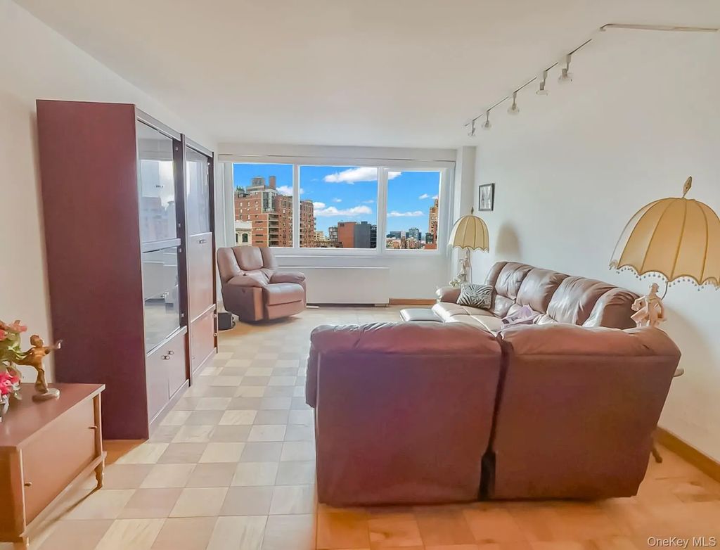 61-20 Grand Central Parkway # A1407, Forest Hills