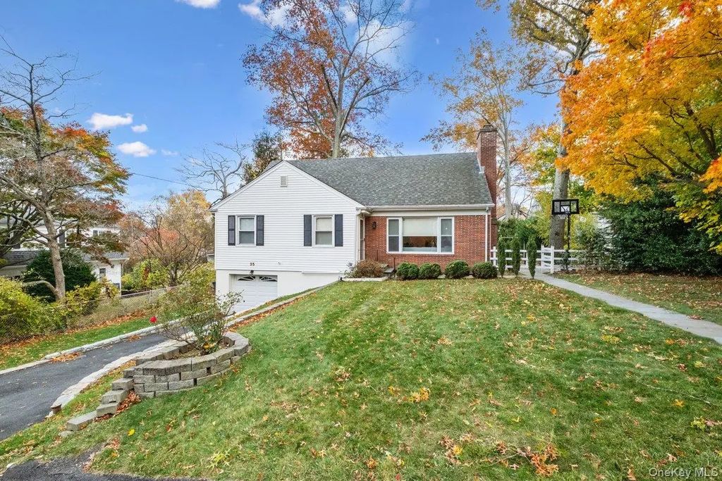 35 Kass Road, White Plains