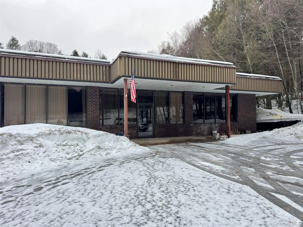 13 183b Road, Swan Lake
