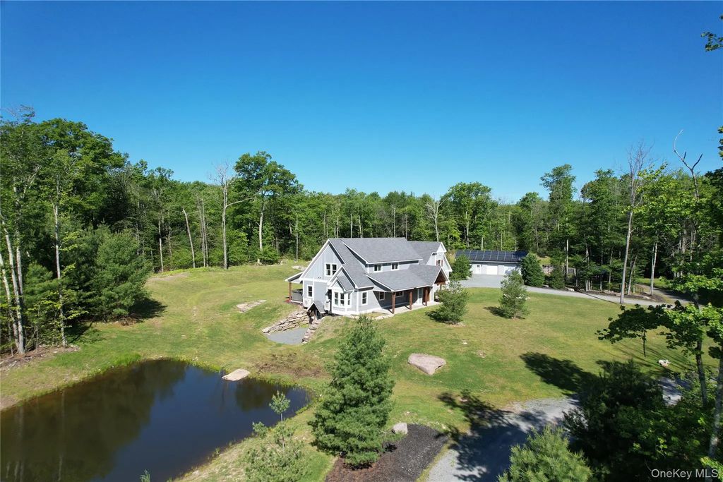 123 Wildwood Way, Forestburgh