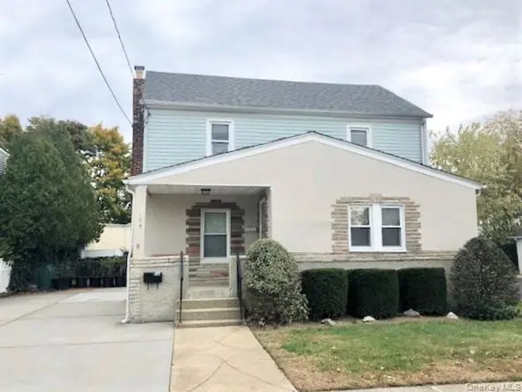 105 Burtis Street 1, Lynbrook