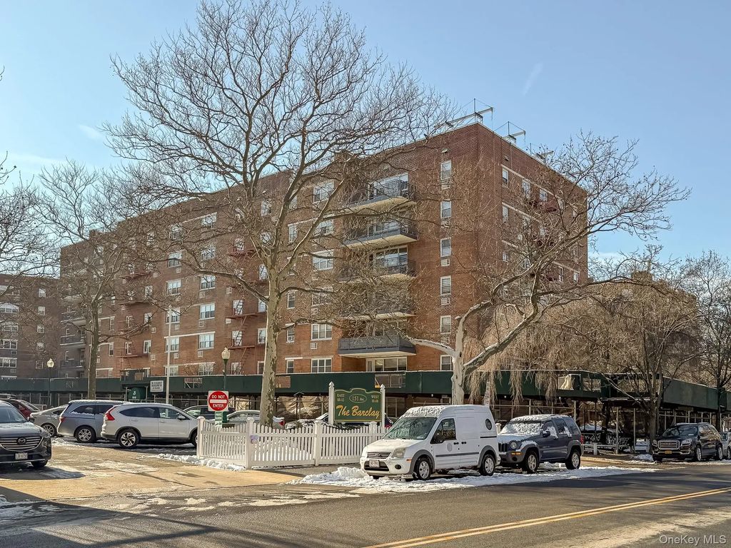 88-08 151st Avenue # 1b, Howard Beach