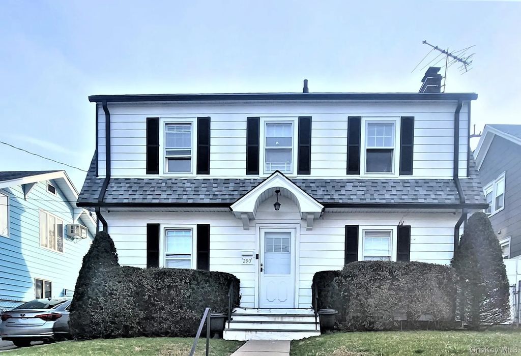 290 Roberts Avenue, Yonkers