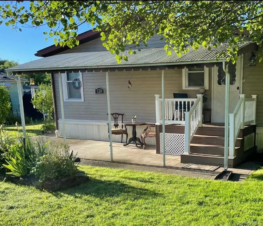 128 Brittany Terrace # 128, New Windsor