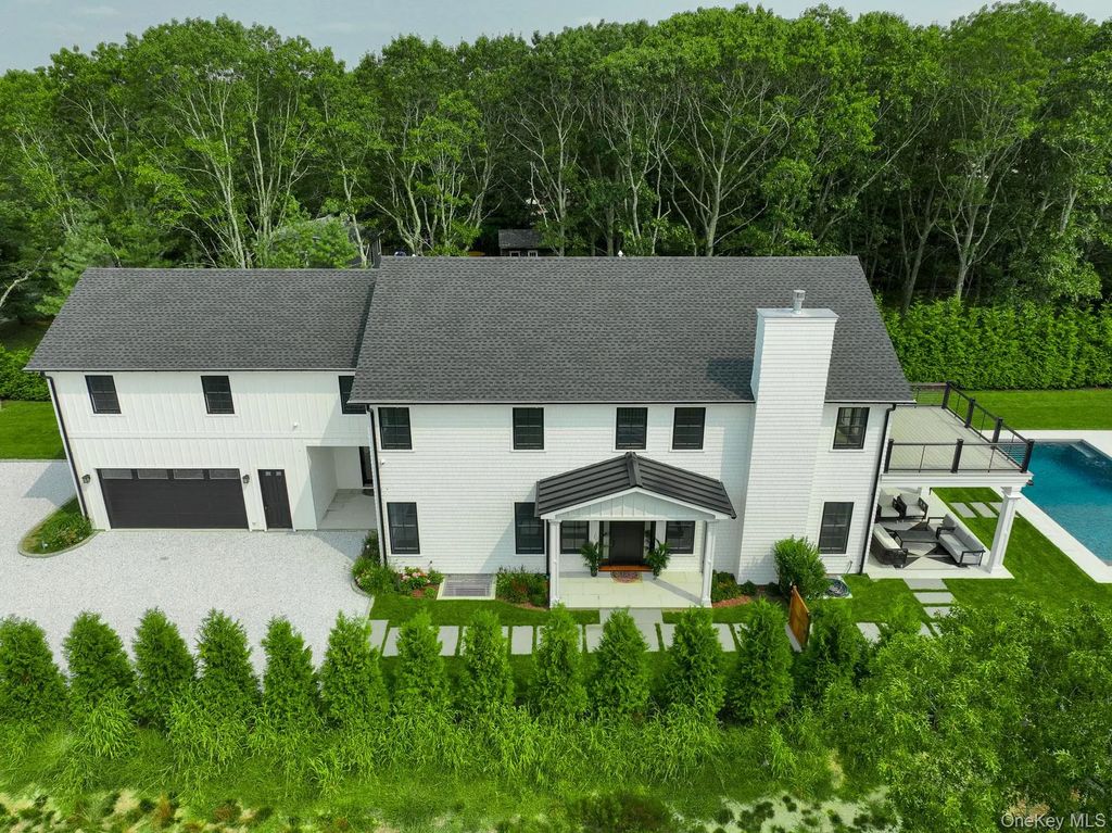 66 Peters Lane, Westhampton Beach