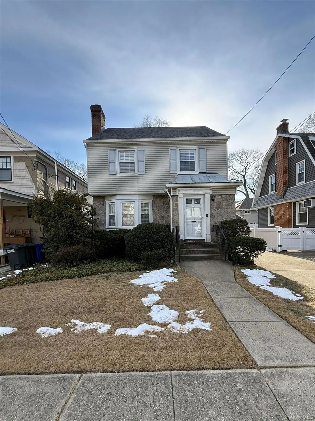 32 Manor Road, North Lynbrook