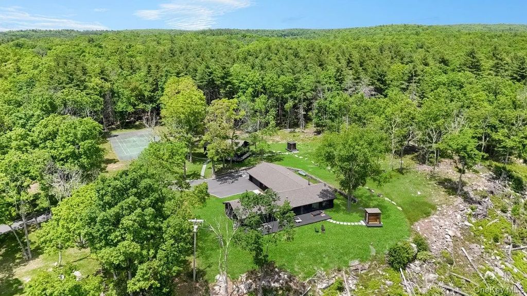 125 Mapes Road, Barryville