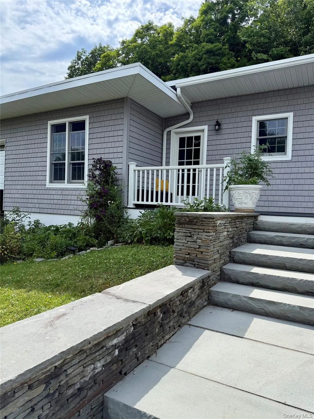 91-97 Sawmill Road, Red Hook
