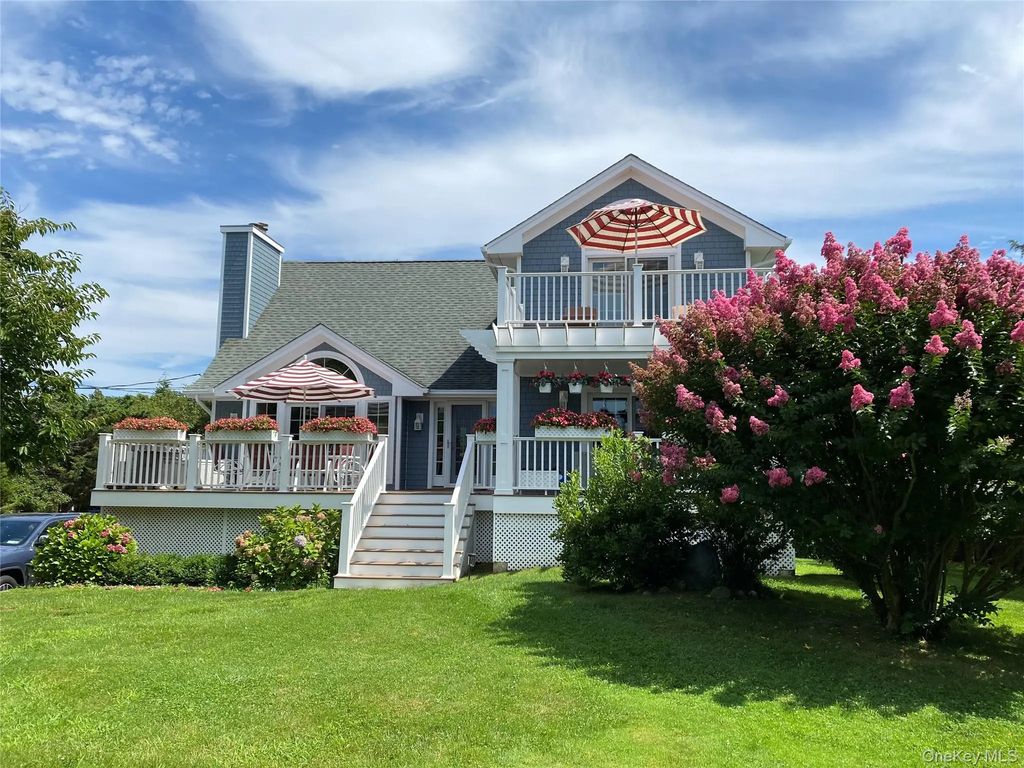 270 N Sea Drive, Southold