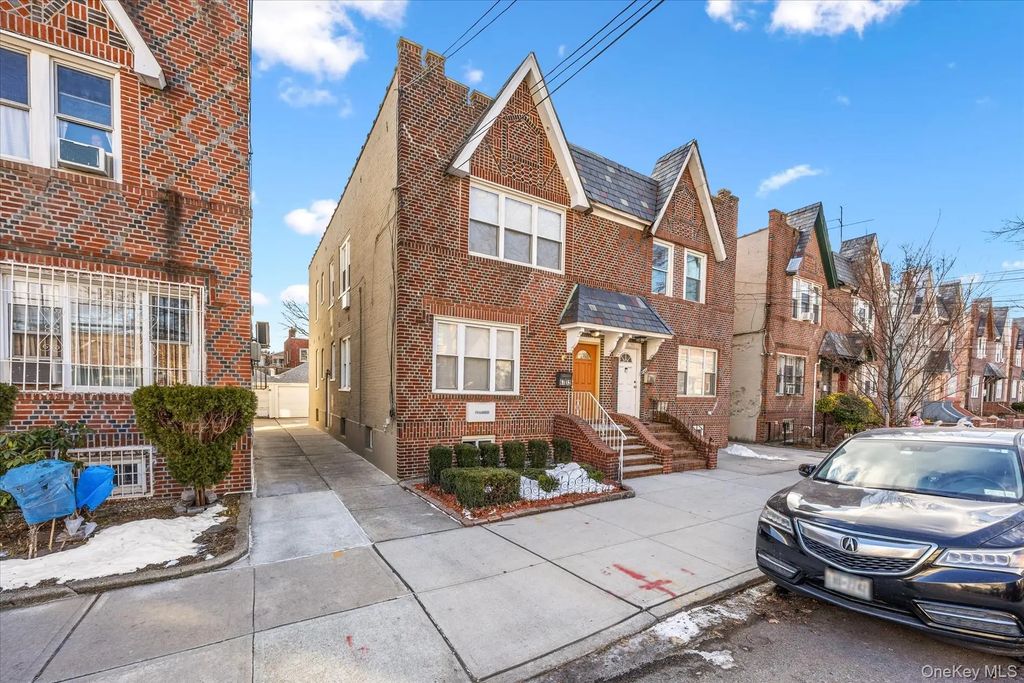 6732 47th Avenue # 2 Family, Woodside
