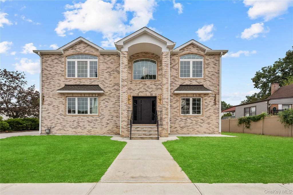 311 Lyon Street, Valley Stream