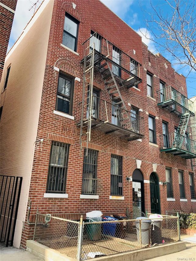 Photo of Listing #948262
