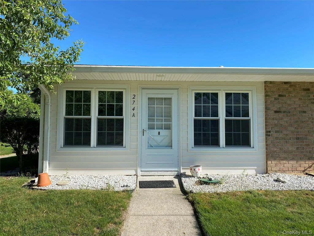 274 Berwick Court # A, Ridge