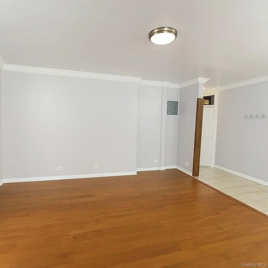 8708 Justice Avenue # 1b, Elmhurst