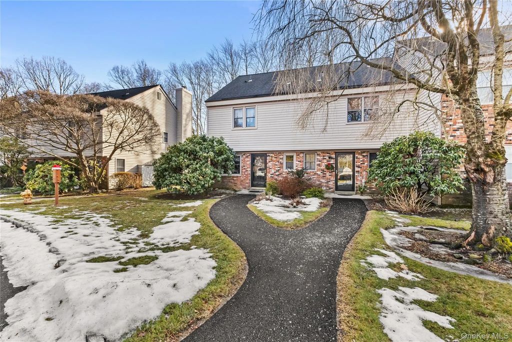 182 Heritage Hills # A, Somers