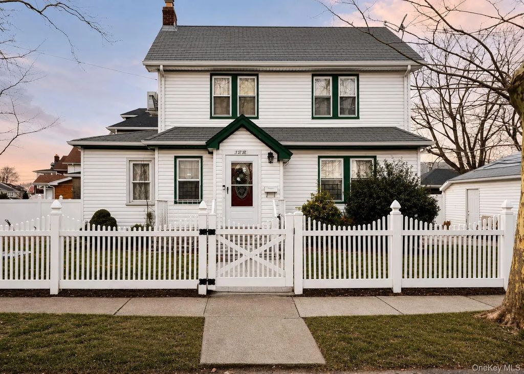 11202 Witthoff Avenue, Queens Village