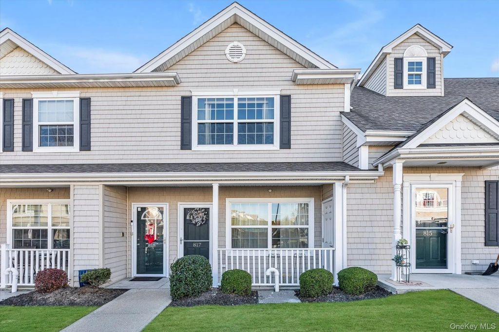 817 Willow Lane, Valley Stream