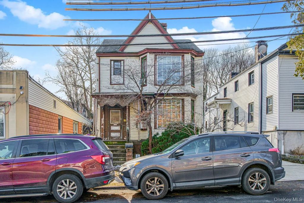 102 Wright Street, Staten Island