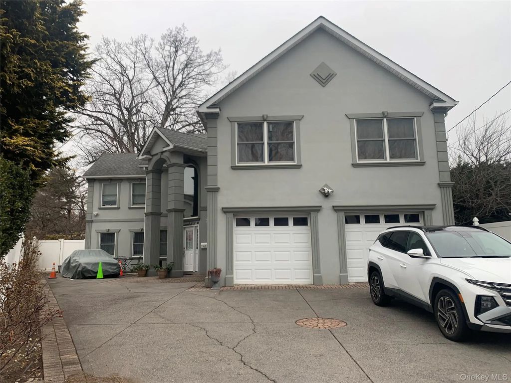 412 Coolidge Street, West Hempstead