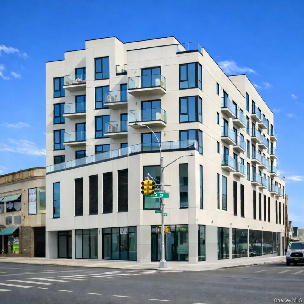 150-02 Northern Boulevard # 3a, Flushing