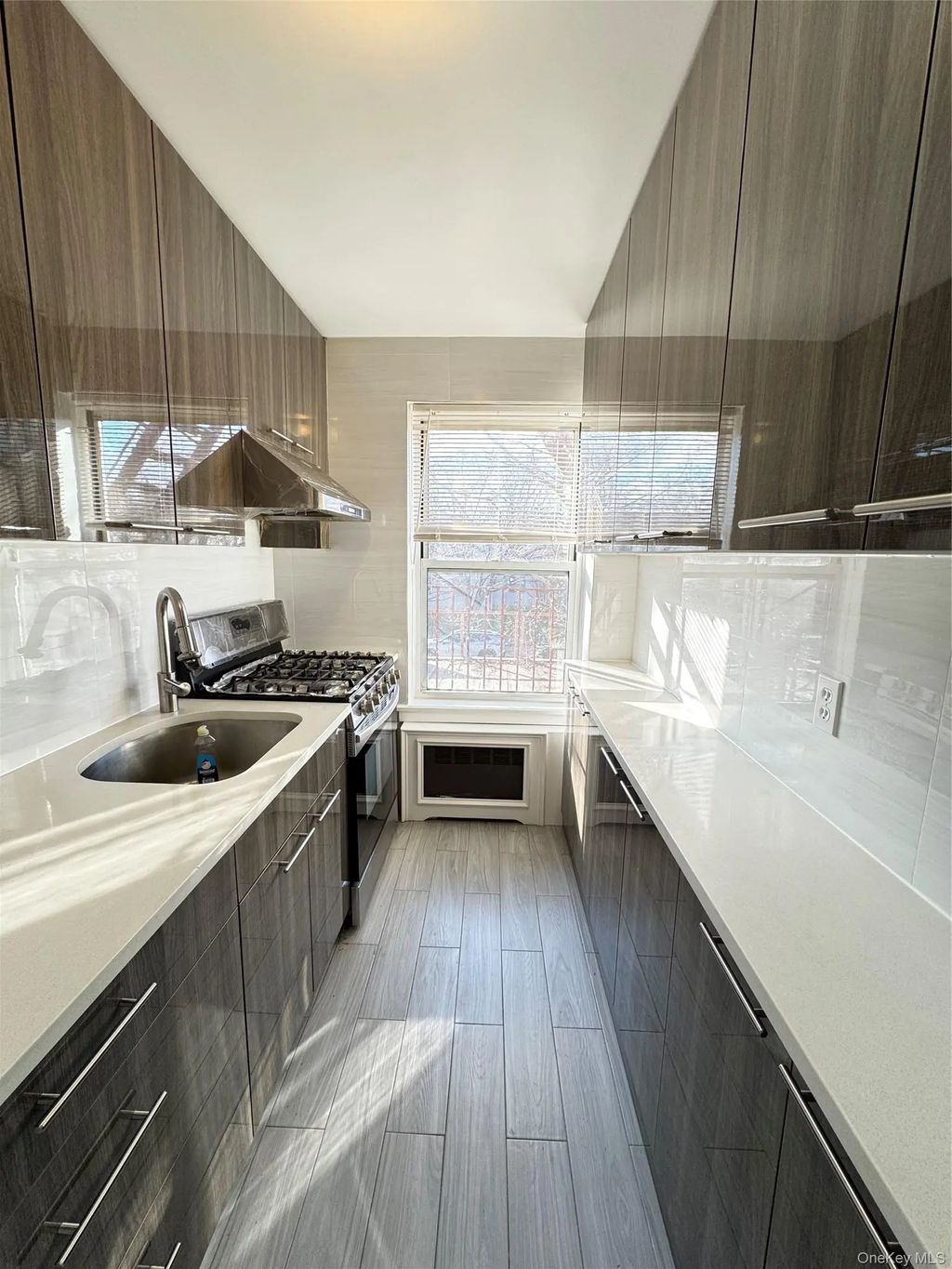 68-09 138th Street # 2b, Flushing