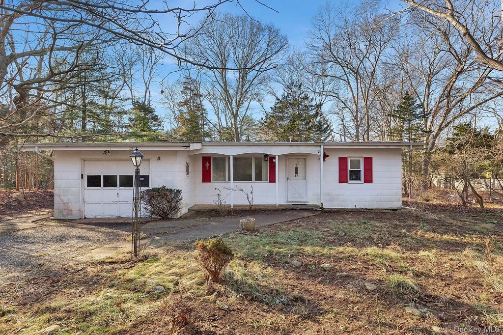 37 Cedar Drive, Springs