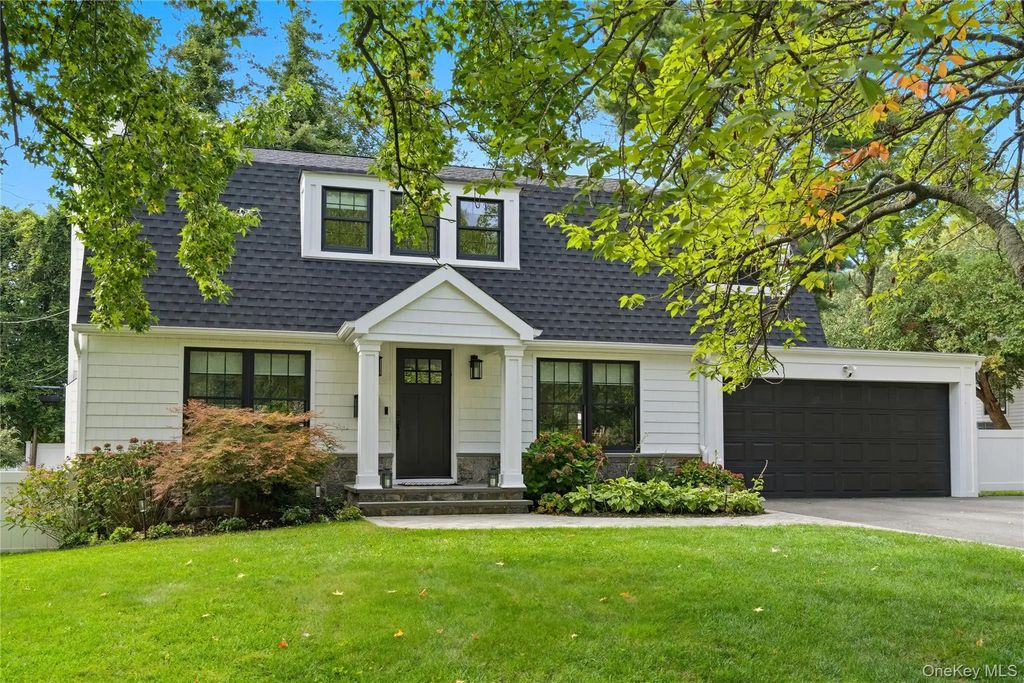 17 Entrance Road, East Hills