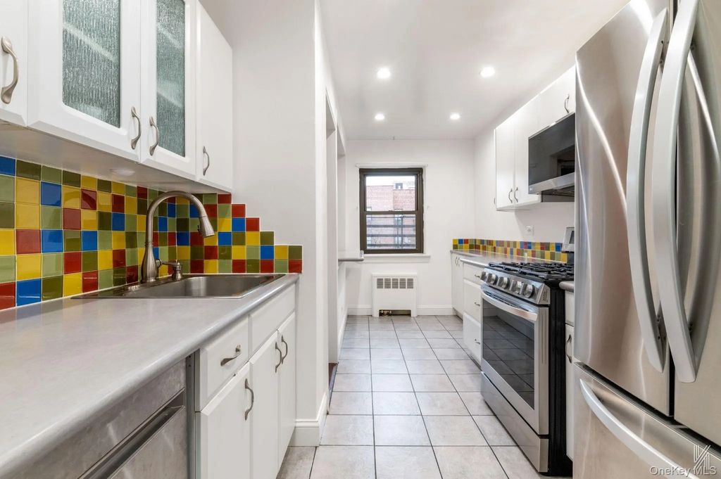 34-10 94th Street # 6g, Jackson Heights