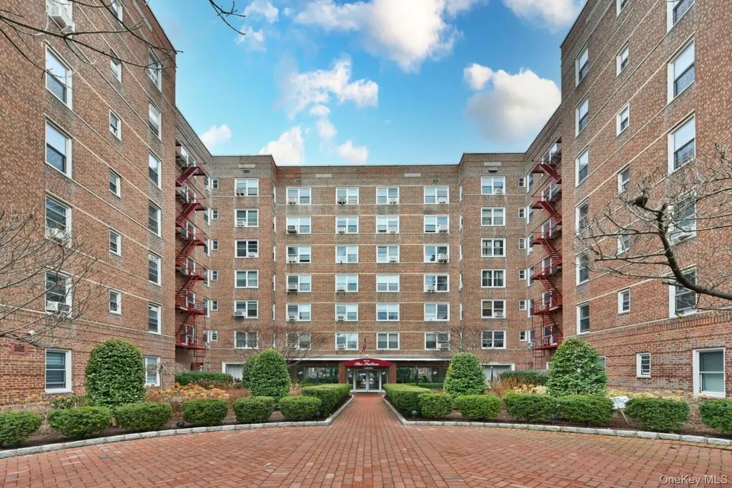 64-11 99 Street # 418, Rego Park