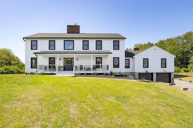 327 Hynes Road, Poughquag