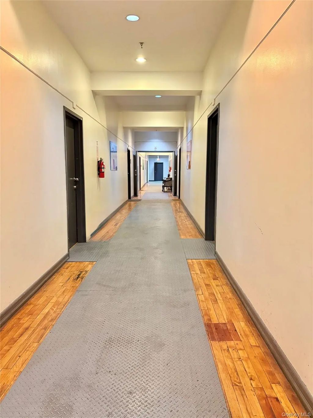 2525 Borden Ave # 207, Long Island City