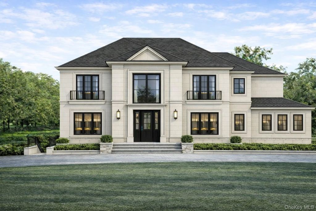 8 Plymouth Road, Dix Hills