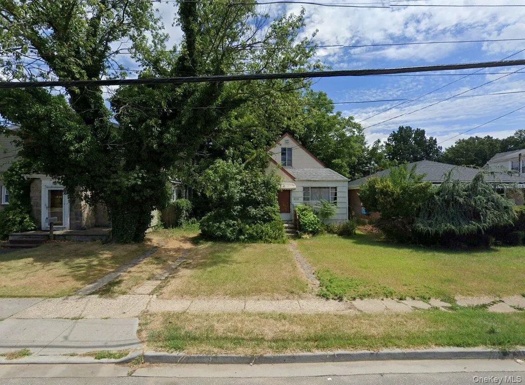 408 Vincent Avenue, Lynbrook