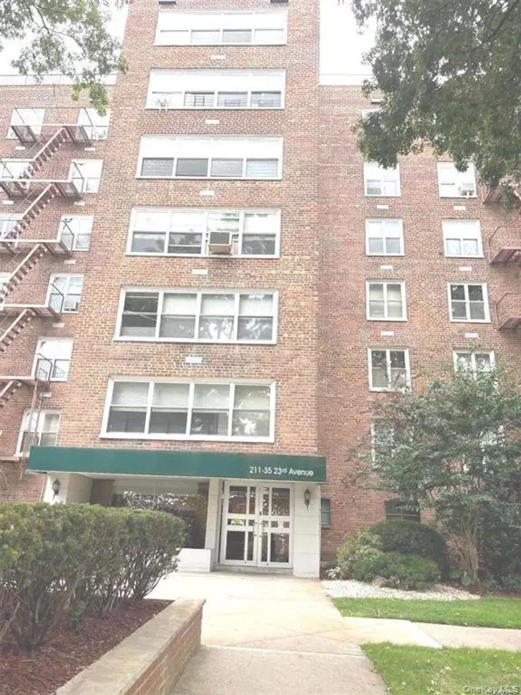 211-35 23rd Avenue # 5j, Bayside